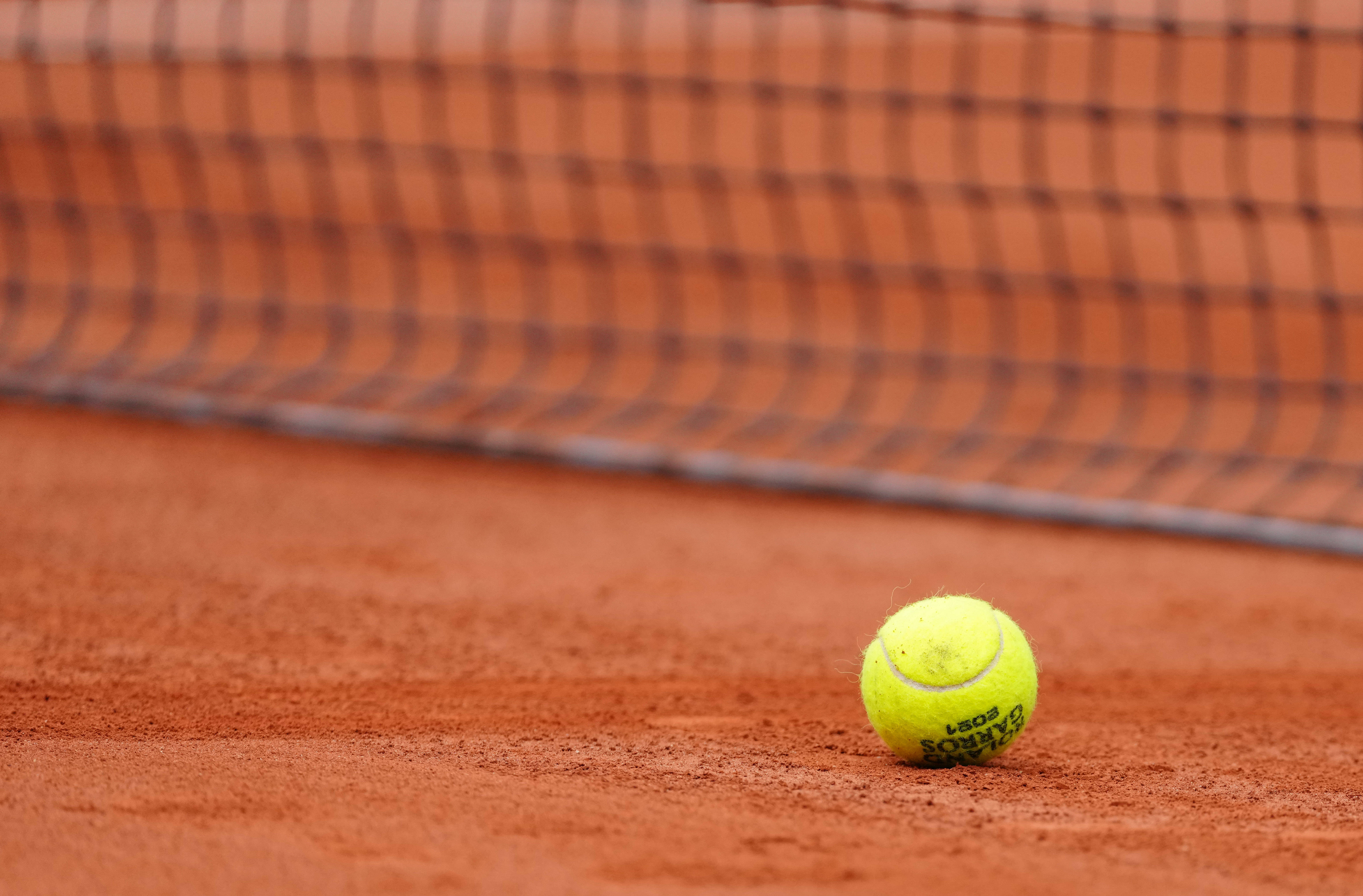 领球队拿下 领球队拿下