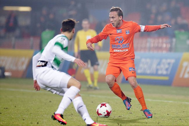 防守端强调 防守端强调